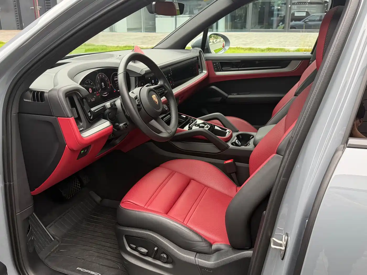 Porsche Cayenne 2025 Cayenne 3.0T Dream Chaser Edition фото 6