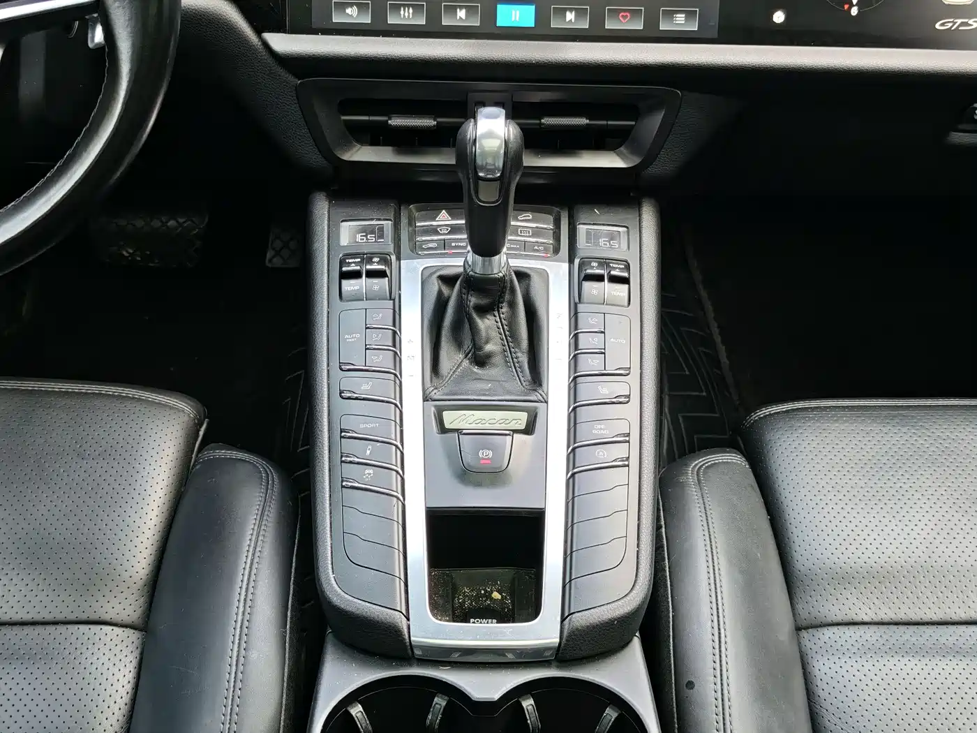 Porsche Macan 2016 Macan 2.0T фото 15