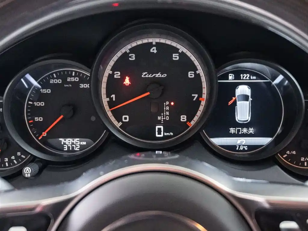 Porsche Cayenne 2016 Cayenne Turbo 4.8T фото 13