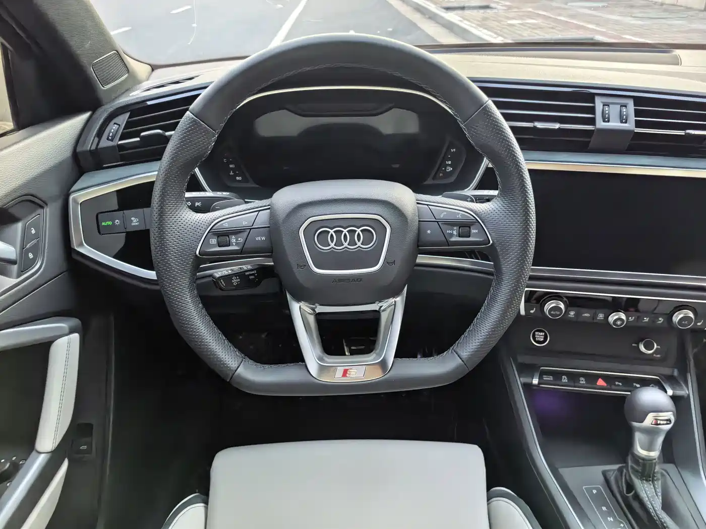 Audi Q3 Sportback 2023 2024 45 TFSI quattro Launch Special Edition