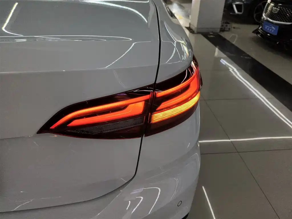 Volkswagen Lavida 2023 1.5L Auto Luxury Edition фото 8