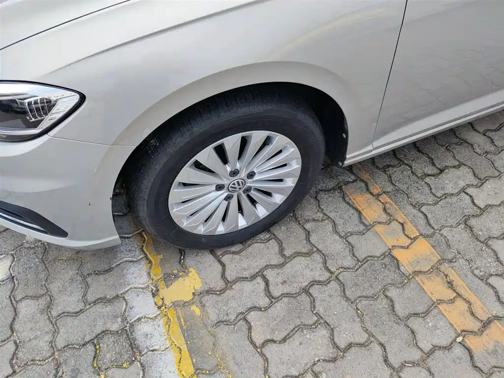 Volkswagen Lavida 2018 280TSI DSG Comfort Edition China V фото 23