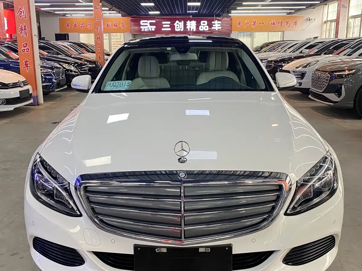 Фото 2 - Mercedes-Benz C-Class