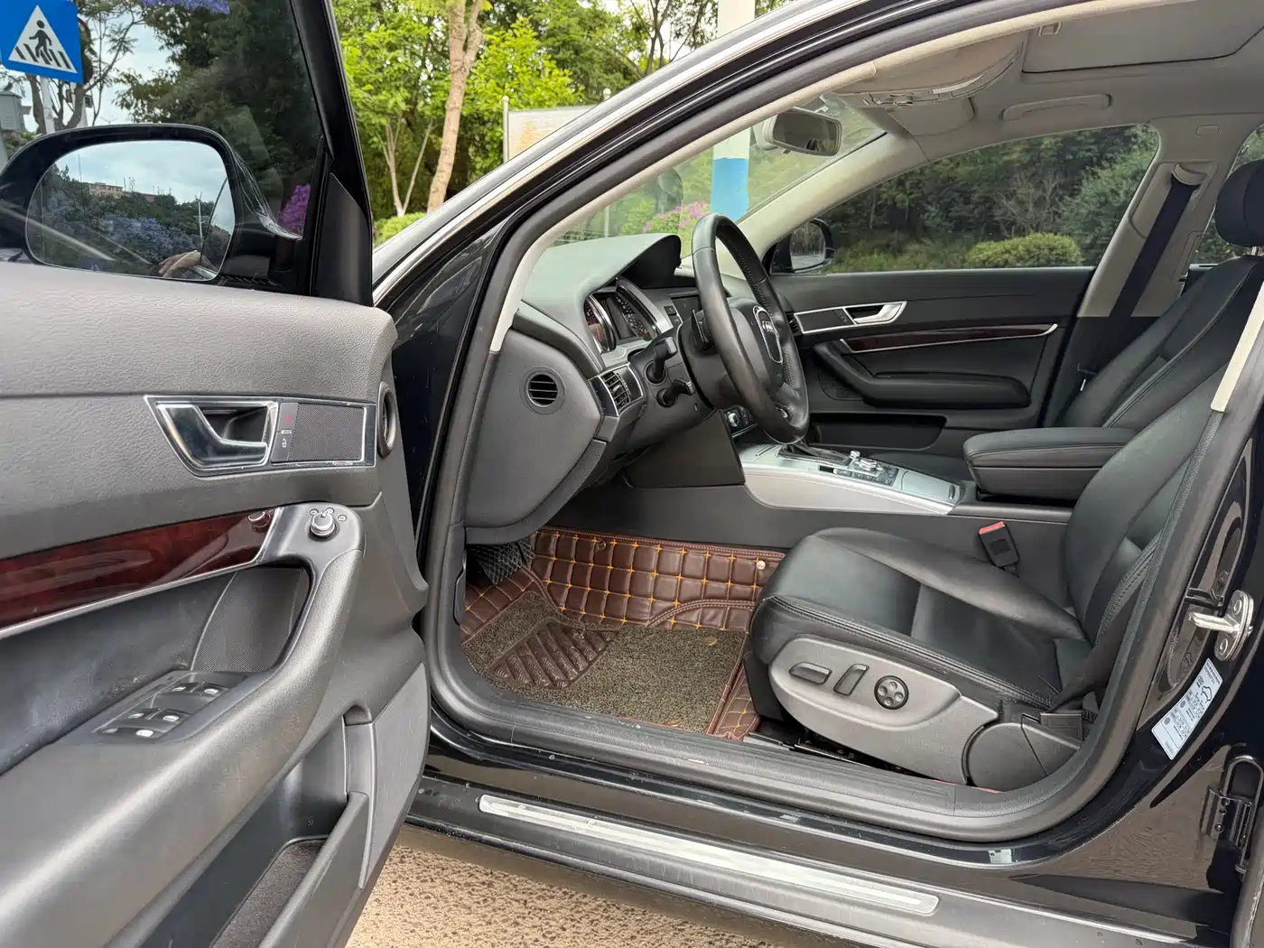 Audi A6L 2011 Model 2.0 TFSI Auto Standard фото 10