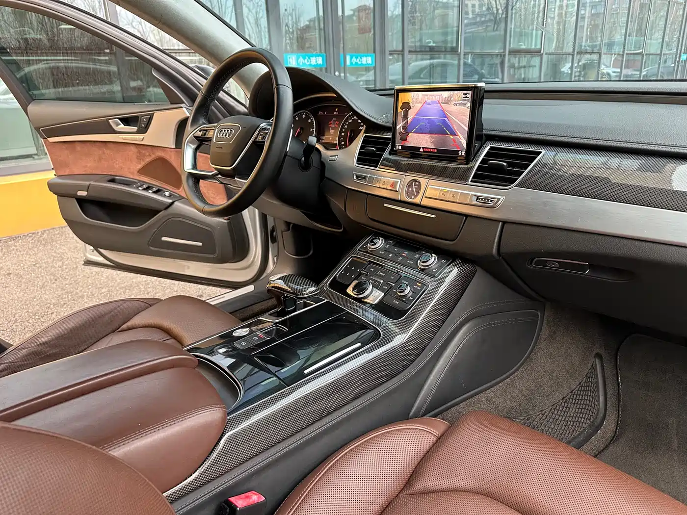 Audi A8 2011 A8L 3.0 TFSI quattro Luxury (213kW) фото 15