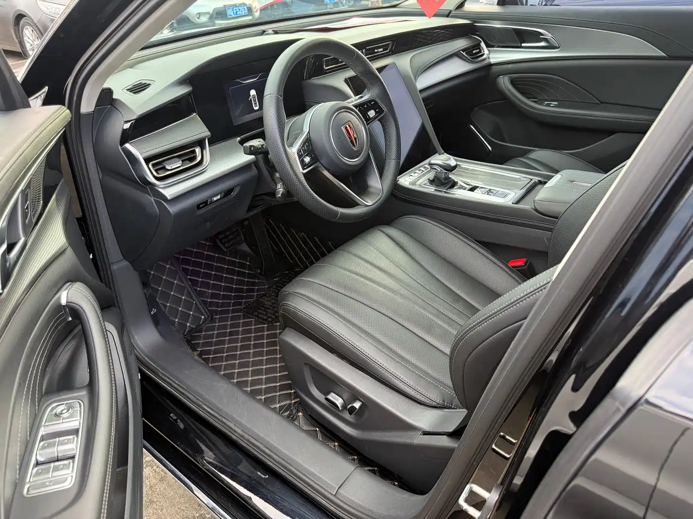 Hongqi H5 2023 1.5T DCT Smart Connect Joy Edition фото 4