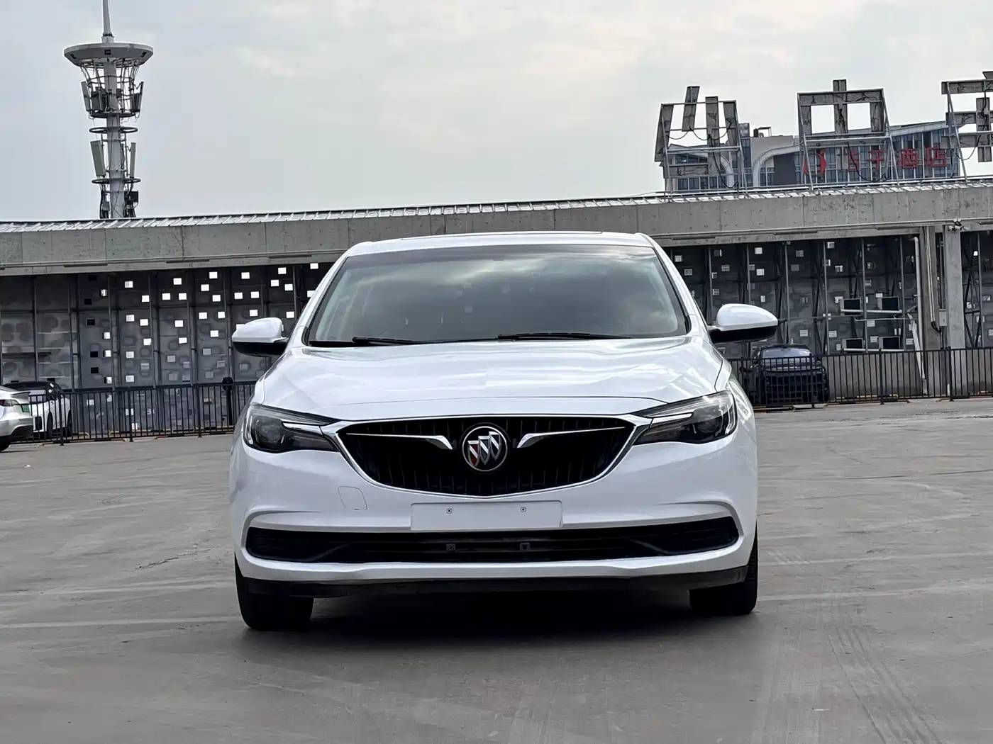 Buick Excelle 2019 15T DCT Connected Elite (China V) фото 2