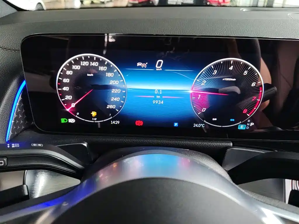 Mercedes-Benz GLB 2024 Facelift GLB 220 Dynamic фото 18
