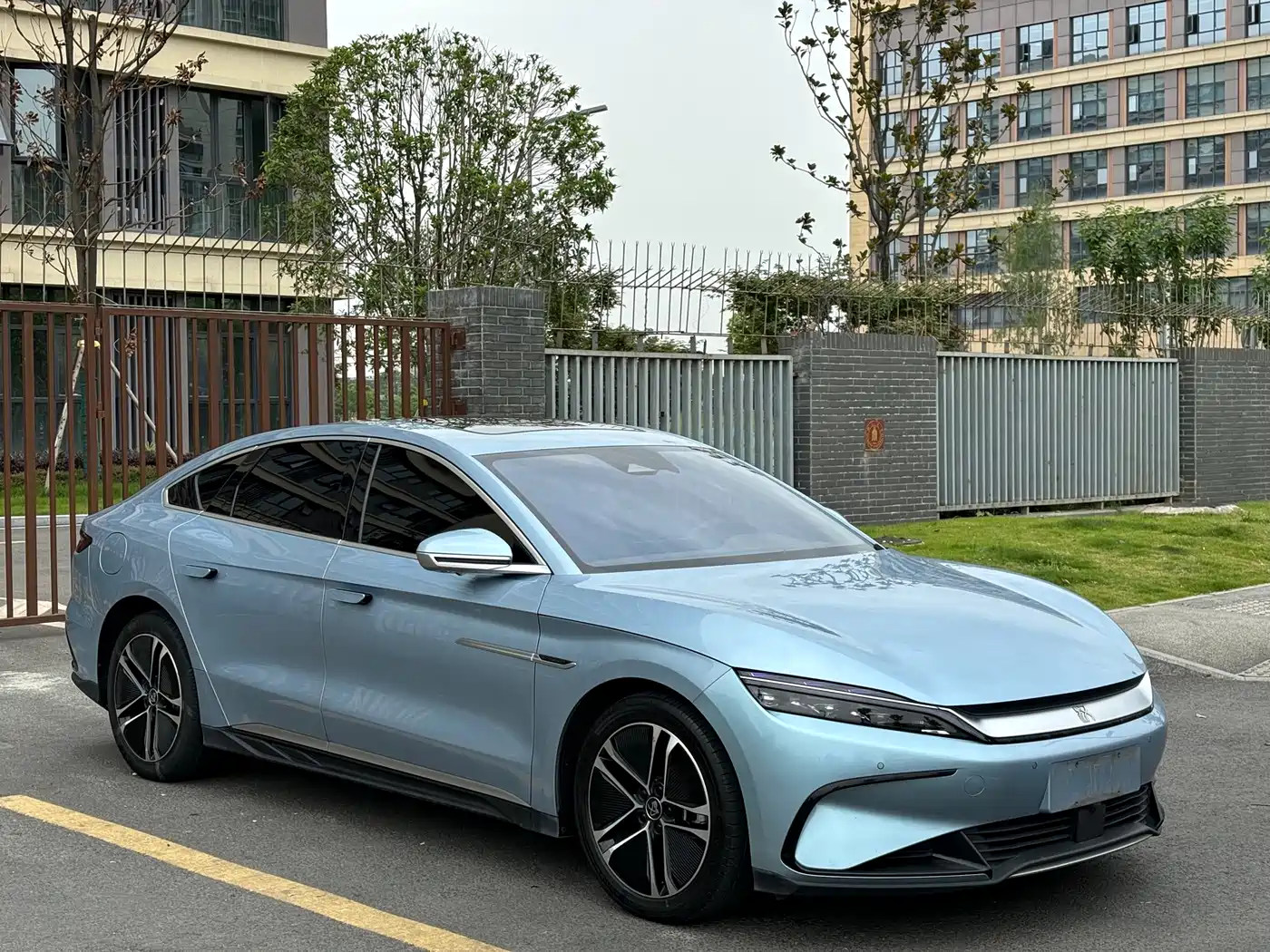 BYD Han 2023 EV Champion Edition 605KM FWD Premium фото 3