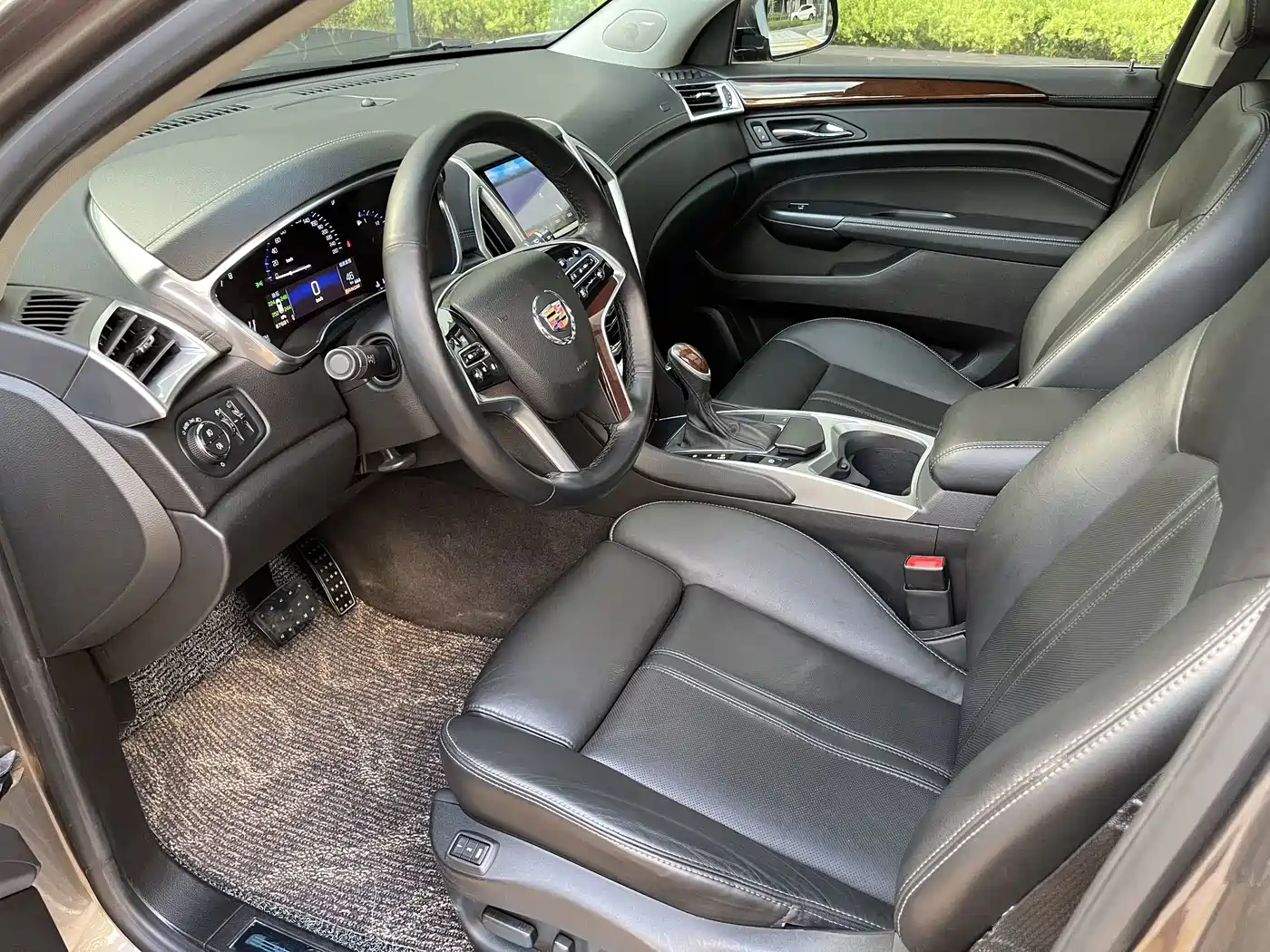 Фото 6 - Cadillac SRX