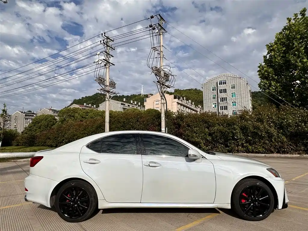 Lexus IS 2009 300 Luxury Edition фото 20