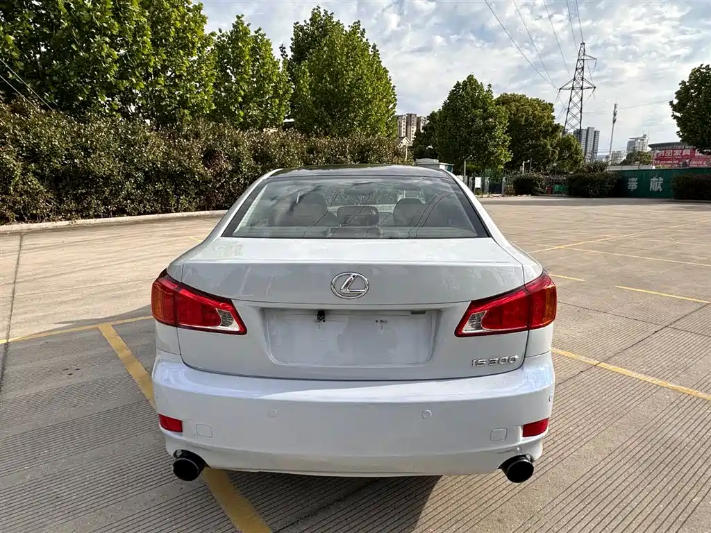 Lexus IS 2009 300 Luxury Edition фото 18