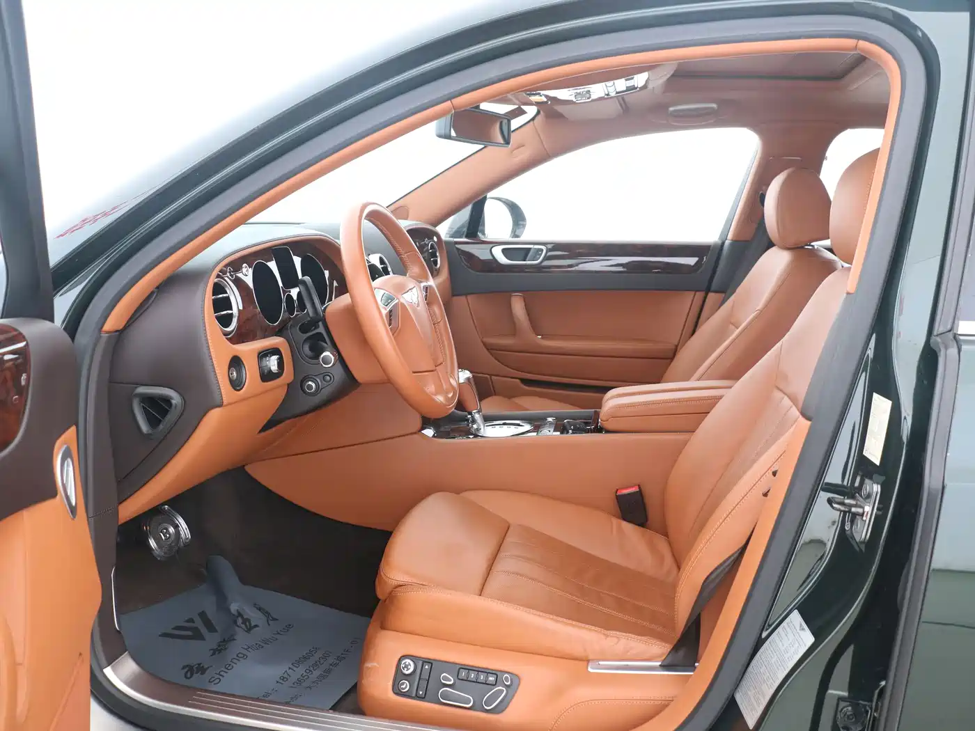 Bentley Flying Spur 2011 2010 6.0T 5-seater Version