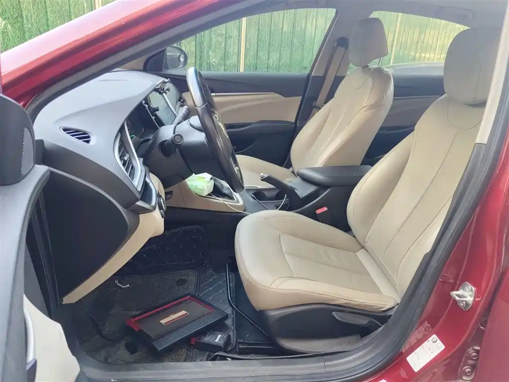 Buick Excelle 2018 15T Dual Clutch Elite (China V) фото 8