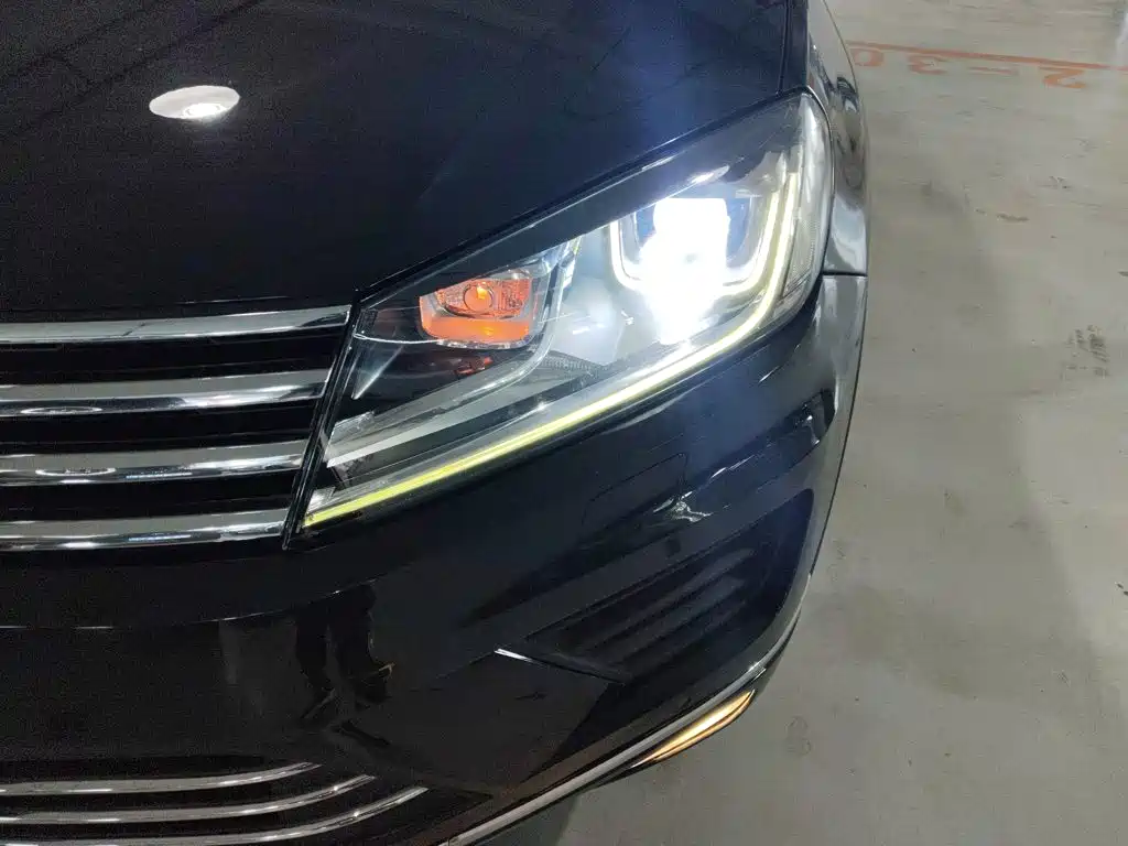 Volkswagen Touareg 2016 2017 3.0TSI Explorer Edition