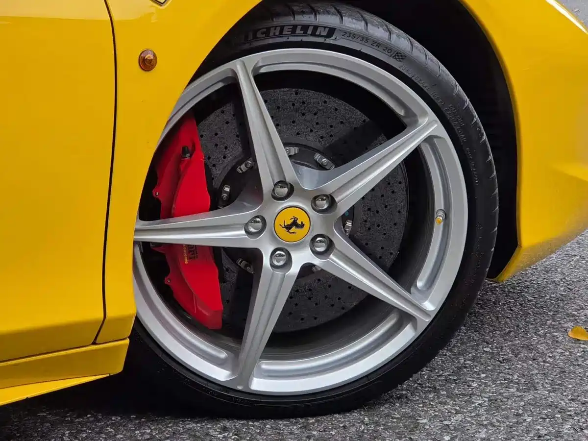 Ferrari 458 2014 2011 4.5L Italia