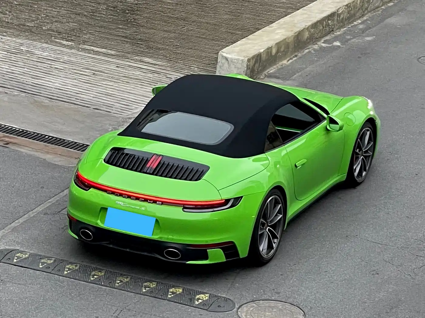 Porsche 911 2019 Carrera S Cabriolet 3.0T фото 7