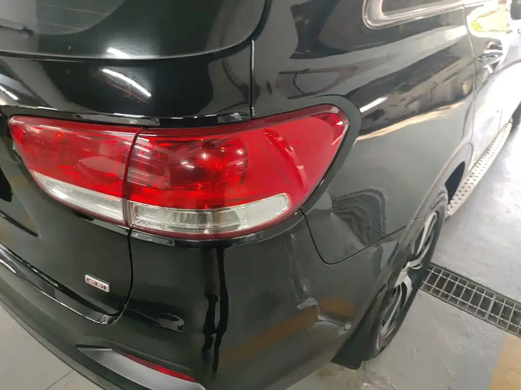 Photo 24 - Kia Sorento