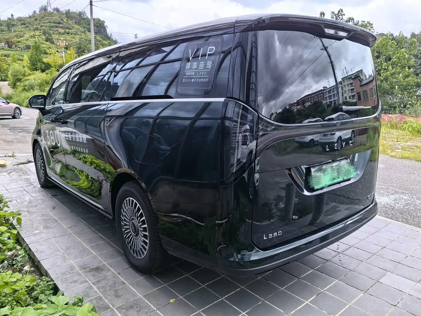 Geely Galaxy Yizhen L380 2025 2025 Model 805km Flagship Edition AWD