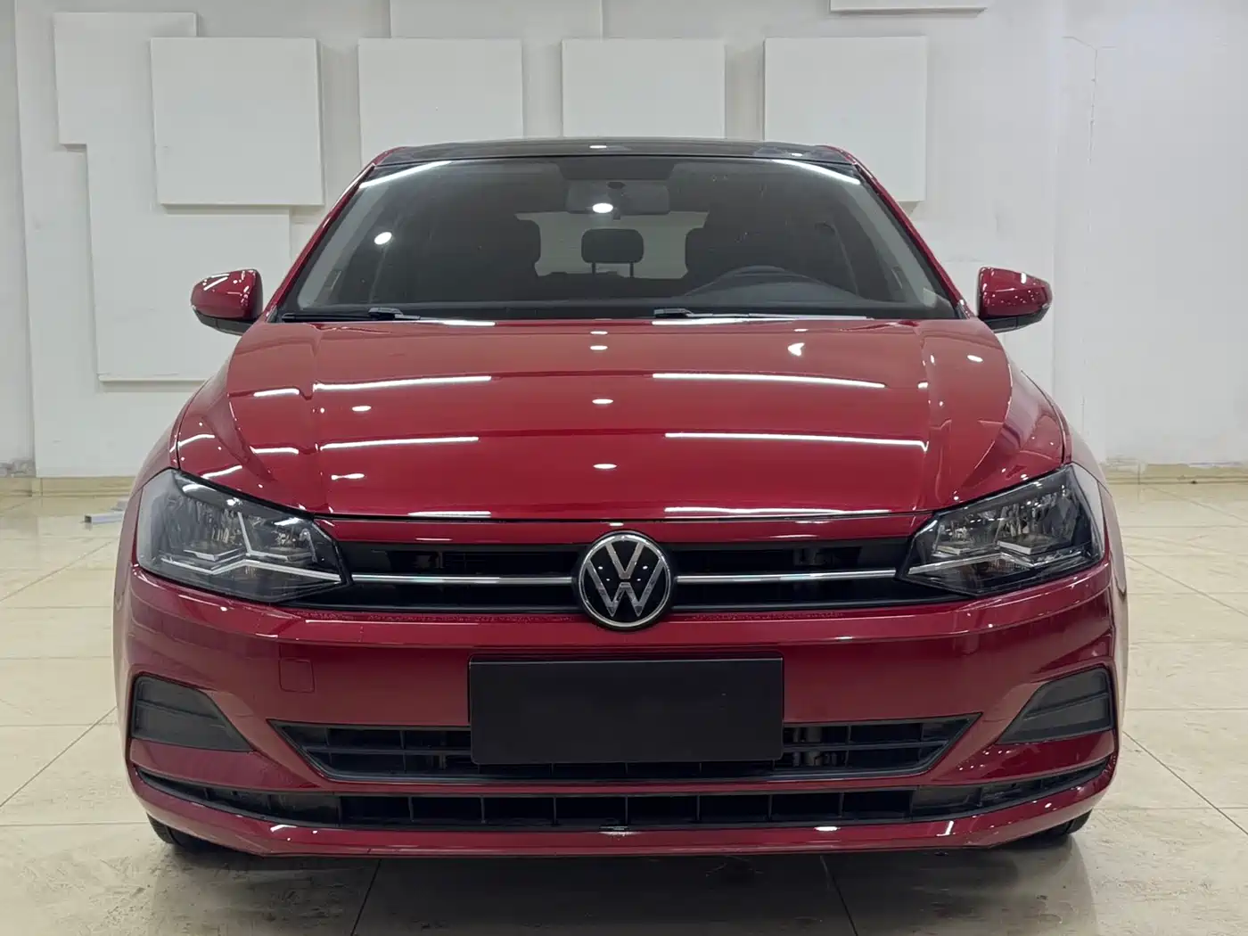 Volkswagen Polo 2021 Plus 1.5L Automatic Panorama Enjoyment Edition фото 2