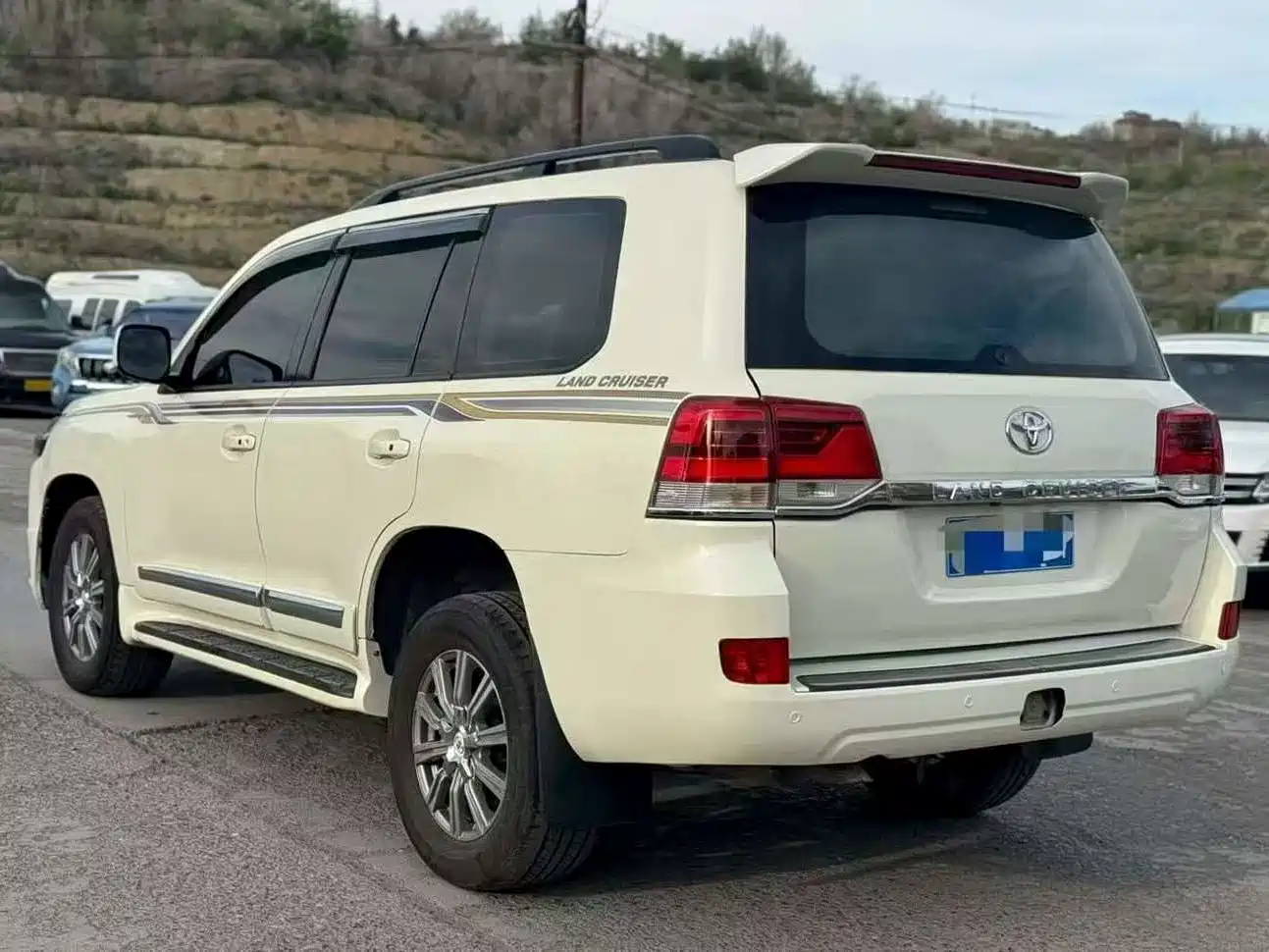 Toyota Land Cruiser 2012 4.0L Automatic VX фото 7