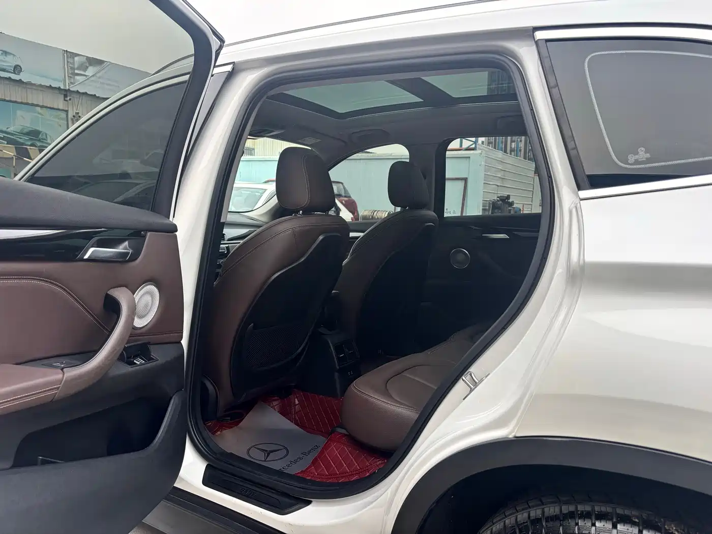 BMW X1 2021 sDrive25Li Leading фото 10