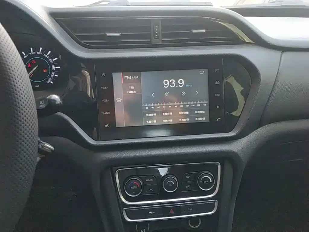 Chery Tiggo 3 2017 2016 1.6L Manual Smart Edition