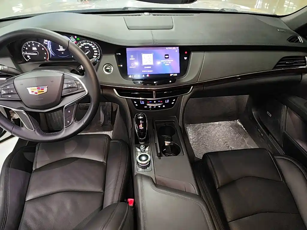 Photo 14 - Cadillac CT6