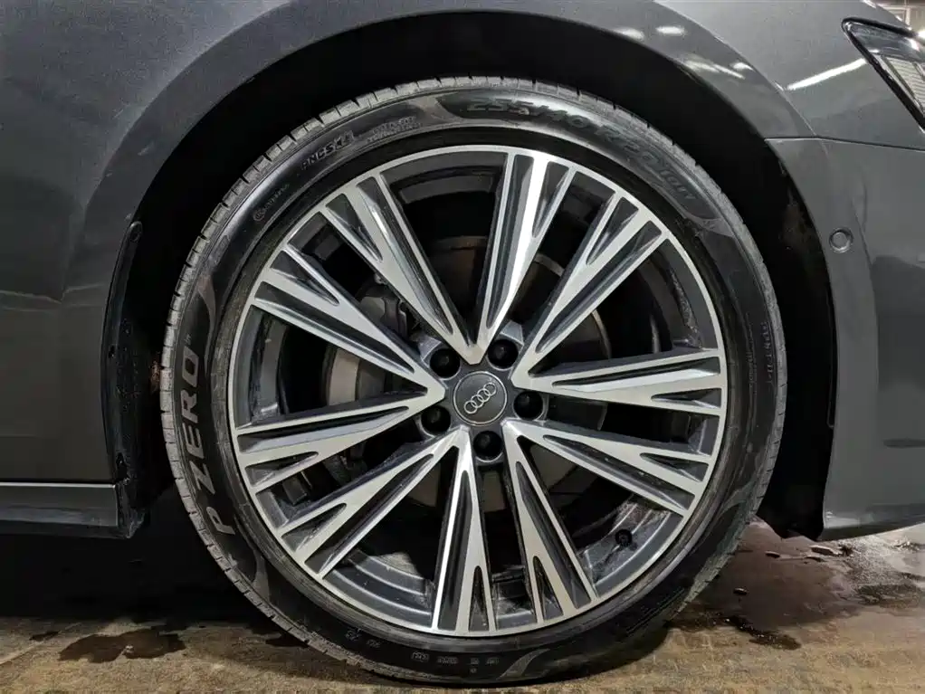 Audi A6L 2019 45 TFSI quattro Exclusive Dynamic фото 15