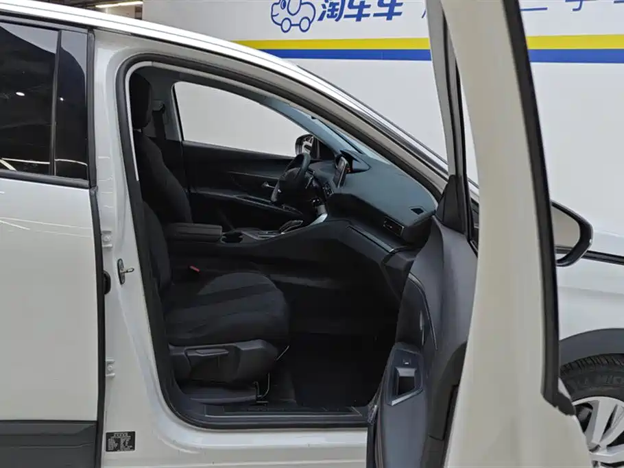 Peugeot 4008 2018 350THP Comfort Edition фото 8