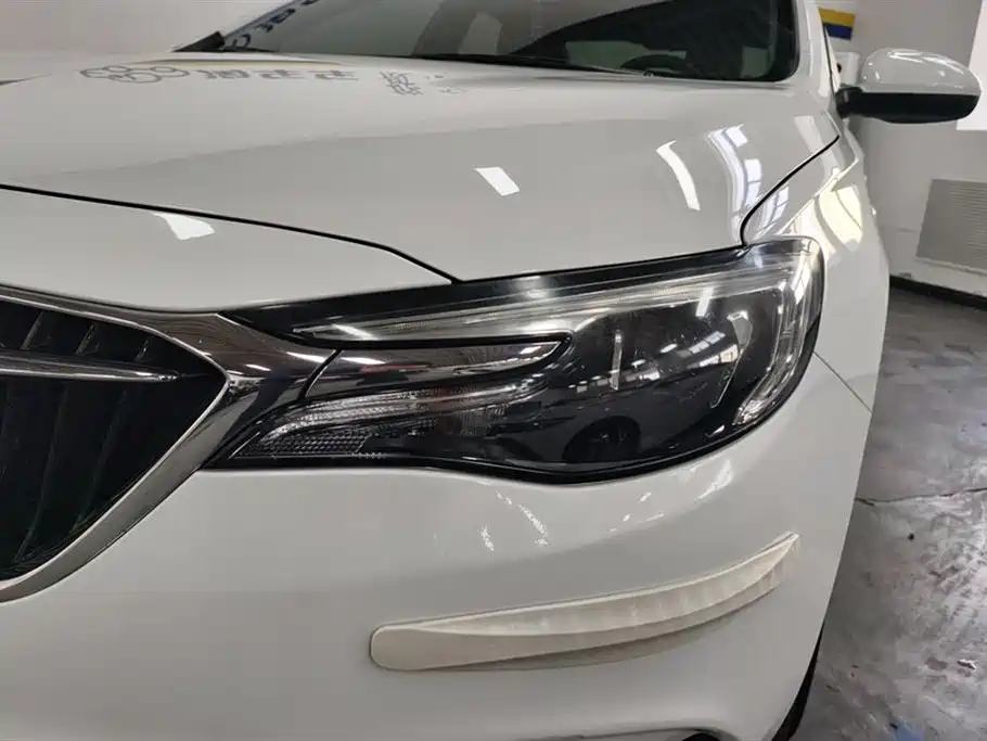 Buick Excelle 2019 15T DCT Connected Elite Type China VI фото 5
