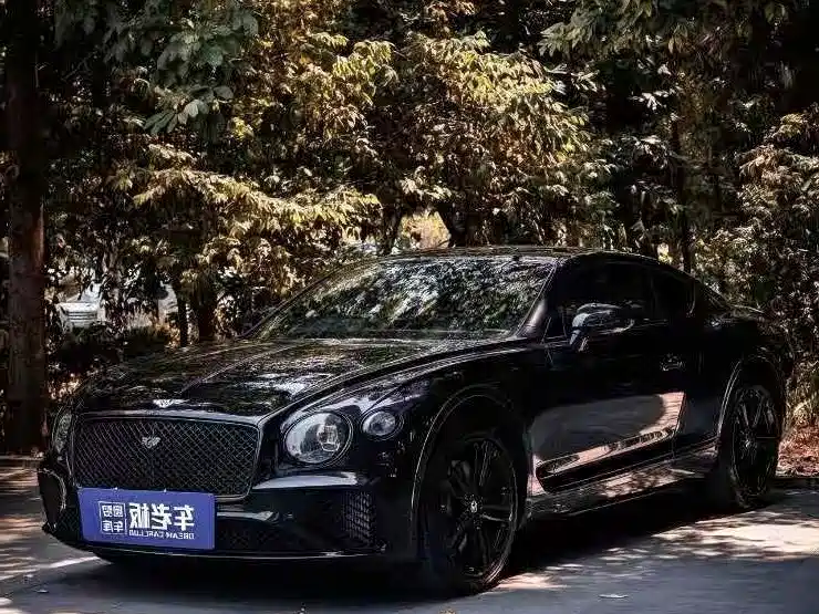 Фото 1 - Bentley Continental