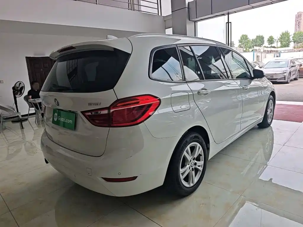 BMW 2 Series Gran Tourer 2018 2015 218i Leading