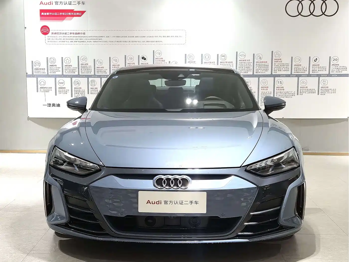 Audi e-tron GT 2023 Base Model фото 2