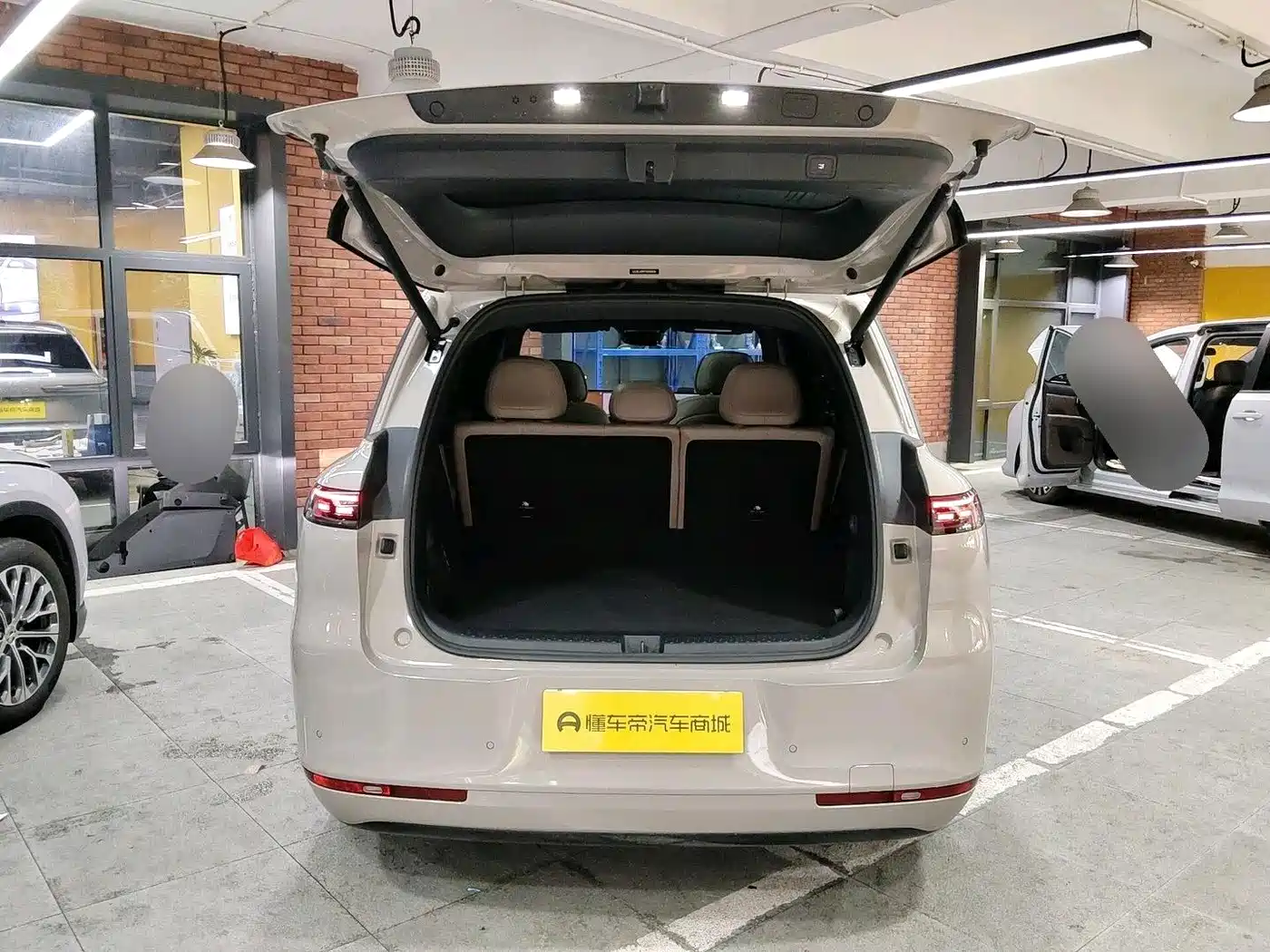 IM Motors IM LS8 2026 2026 Model Base Version 5-seater Long Range Edition