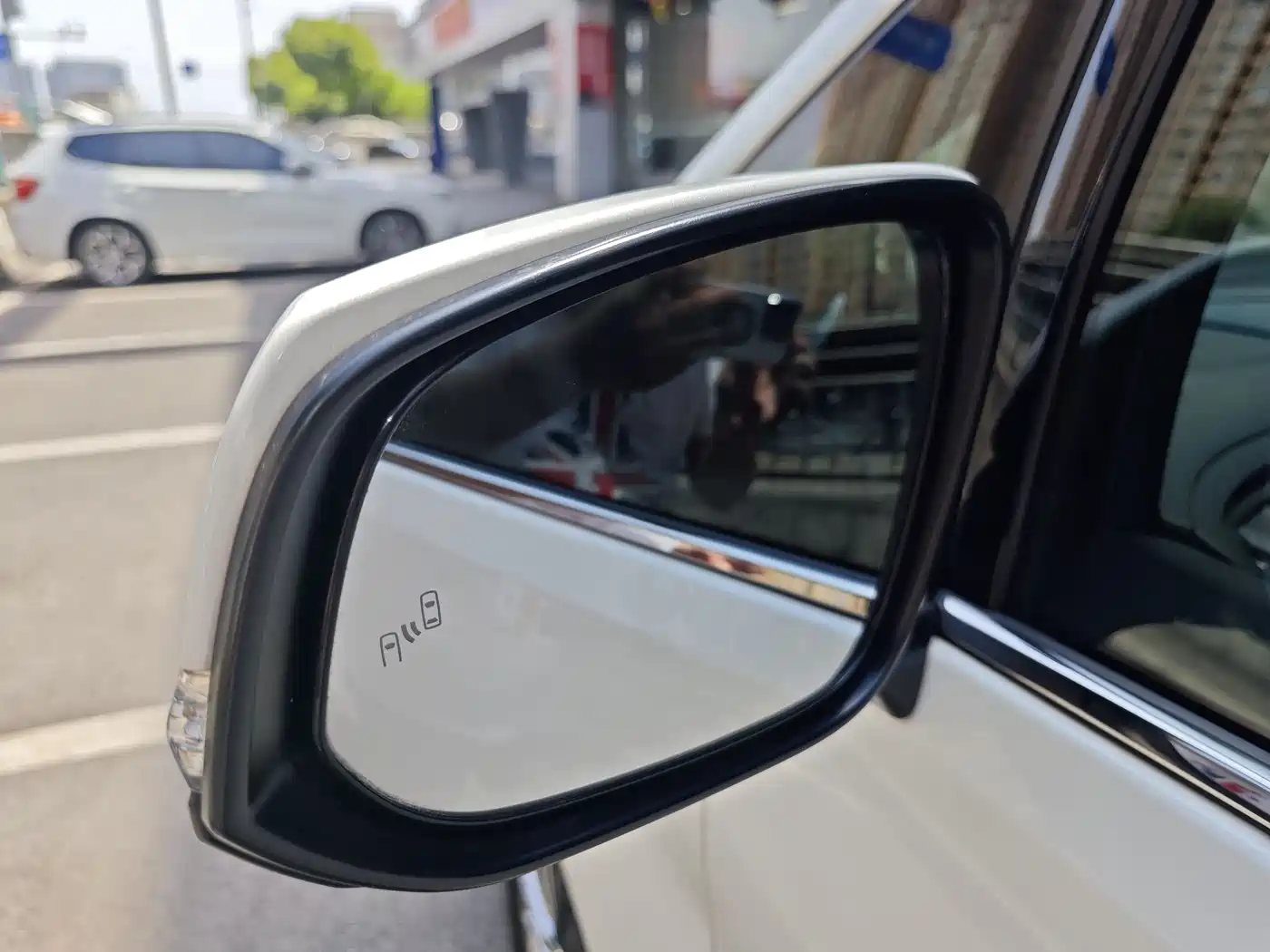 Toyota Alphard 2020 Hybrid 2.5L Premium Edition фото 10