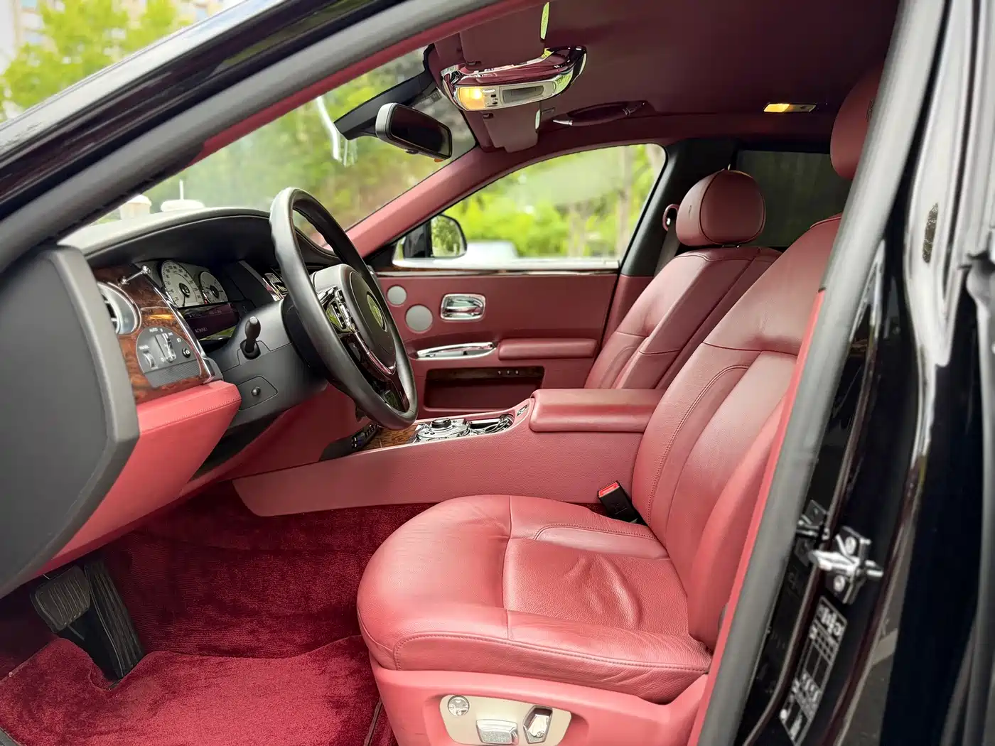 Rolls-Royce Ghost 2012 2010 Model 6.6T Standard