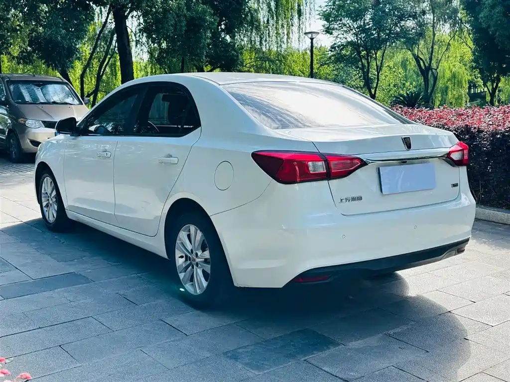 Roewe 360 2016 2015 1.5L Automatic Luxury