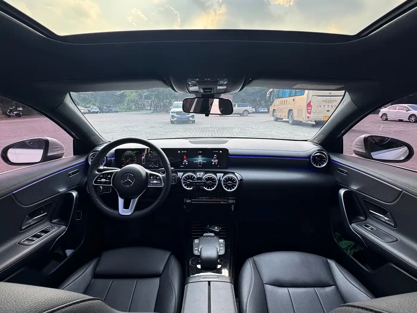 Mercedes-Benz A-Class 2022 A 180 L Sport Sedan фото 27