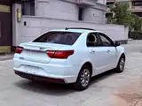 Фото 9 - Geely Vision