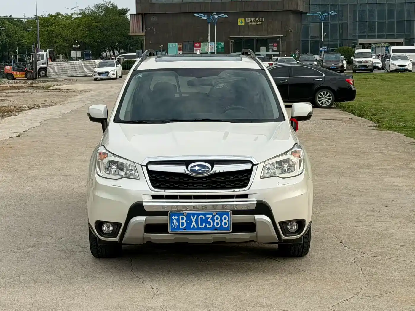 Subaru Forester 2013 2.5i Automatic Luxury Edition фото 2