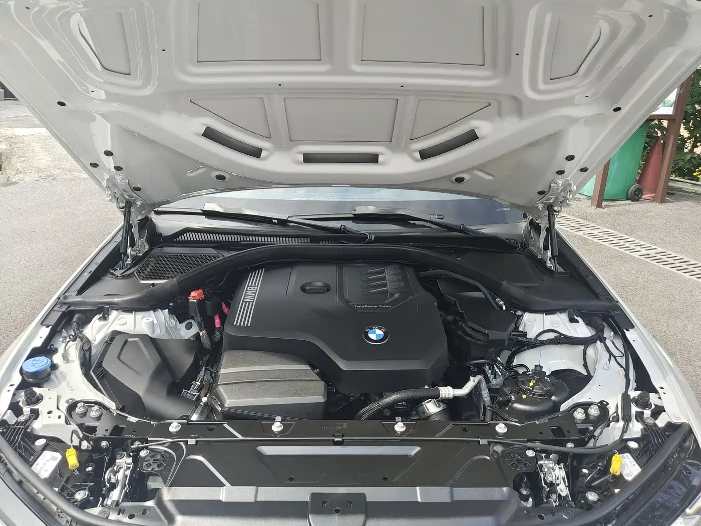 BMW 3 Series 2023 320Li M Sport Package фото 16