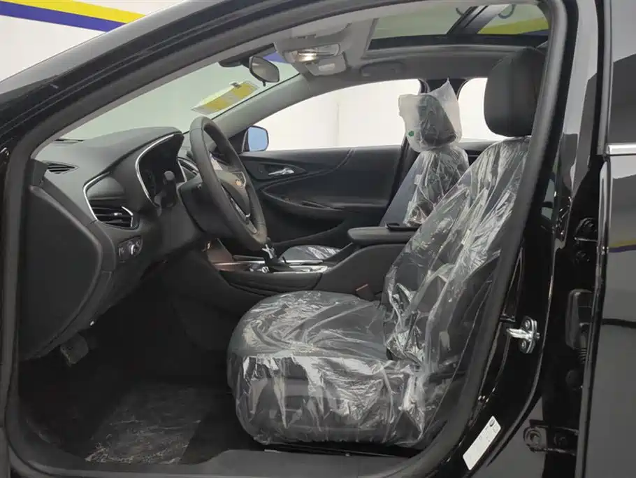 Chevrolet Malibu XL 2023 1.5T RS Edition фото 9