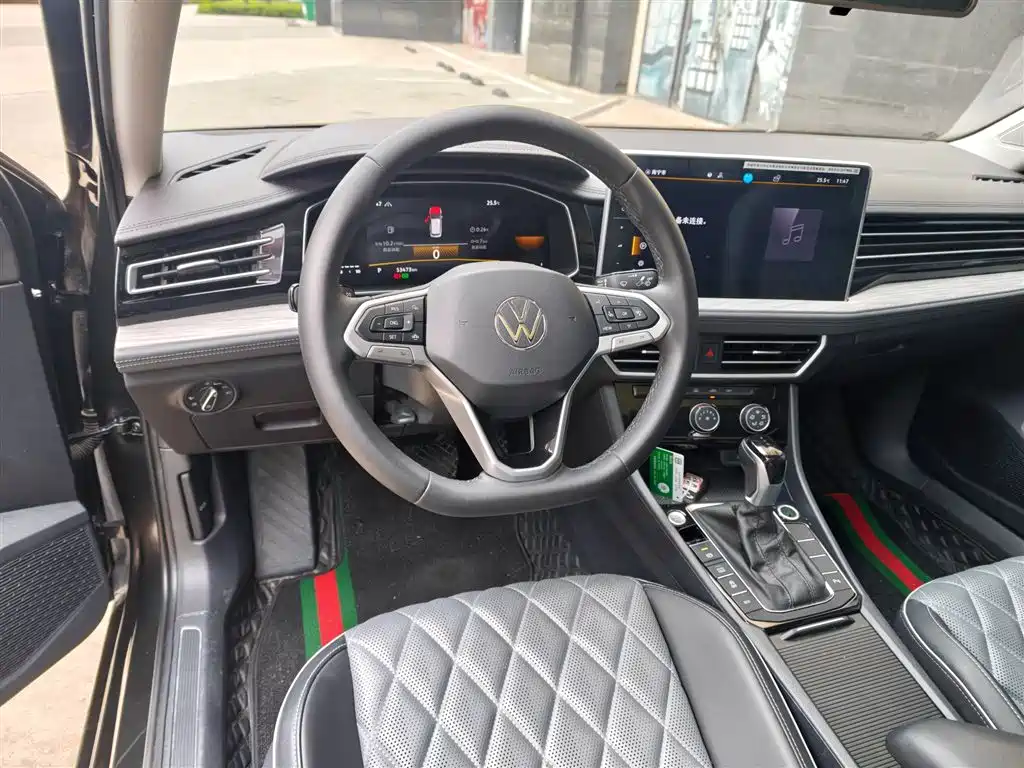 Volkswagen Sagitar 2023 300TSI DSG Surpassing Edition фото 12