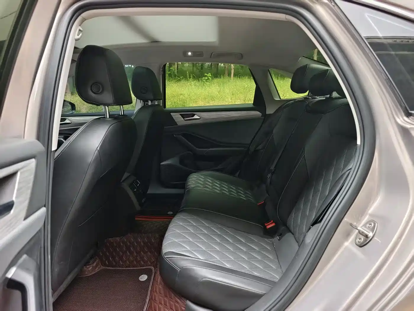 Volkswagen Sagitar 2023 Model Year 200TSI DSG Surpass Edition фото 8