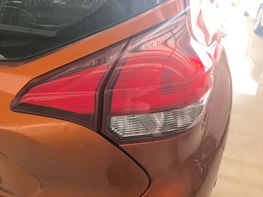 Nissan Kicks 2018 2017 1.5L CVT Smart Edition