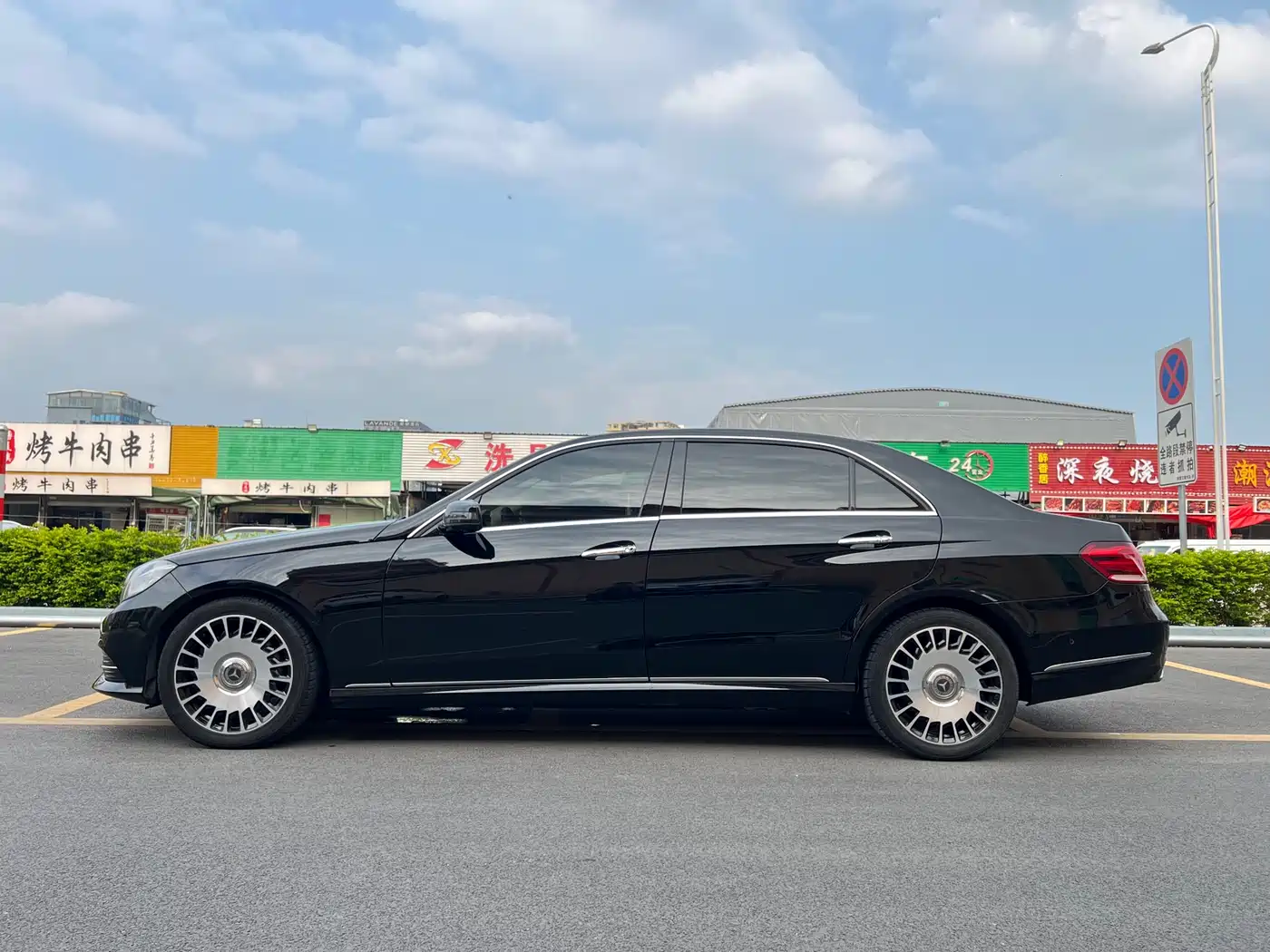 Mercedes-Benz E-Class 2015 Facelift E 260 L фото 8