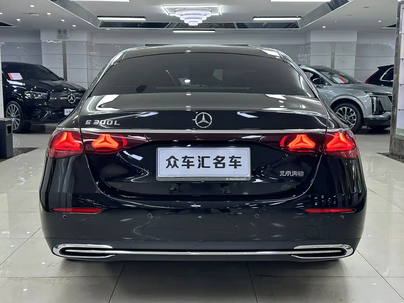 Mercedes-Benz E-Class 2024 Model E 300 L Luxury фото 5