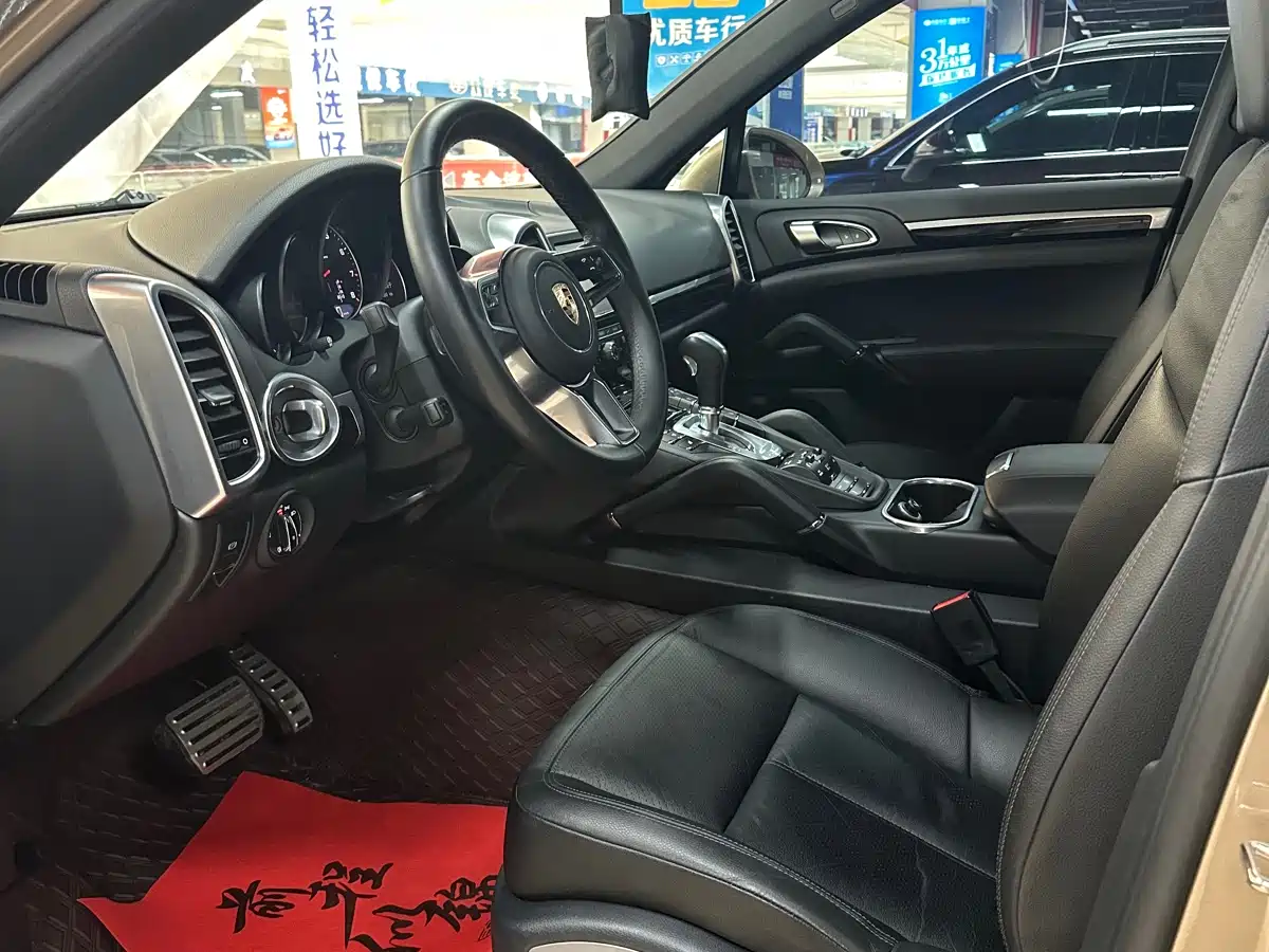Porsche Cayenne 2016 Cayenne Platinum Edition 3.0T фото 7