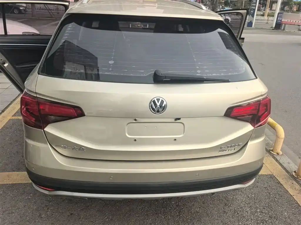 Volkswagen C-TREK 2017 1.6L Automatic Comfort фото 6